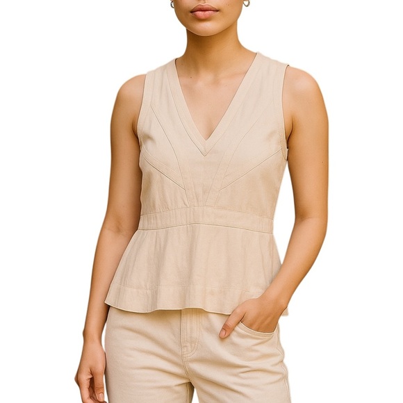 DVF Feminine Flowy Sleeveless Top in Cream Blush - Size 4 - Picture 1 of 13